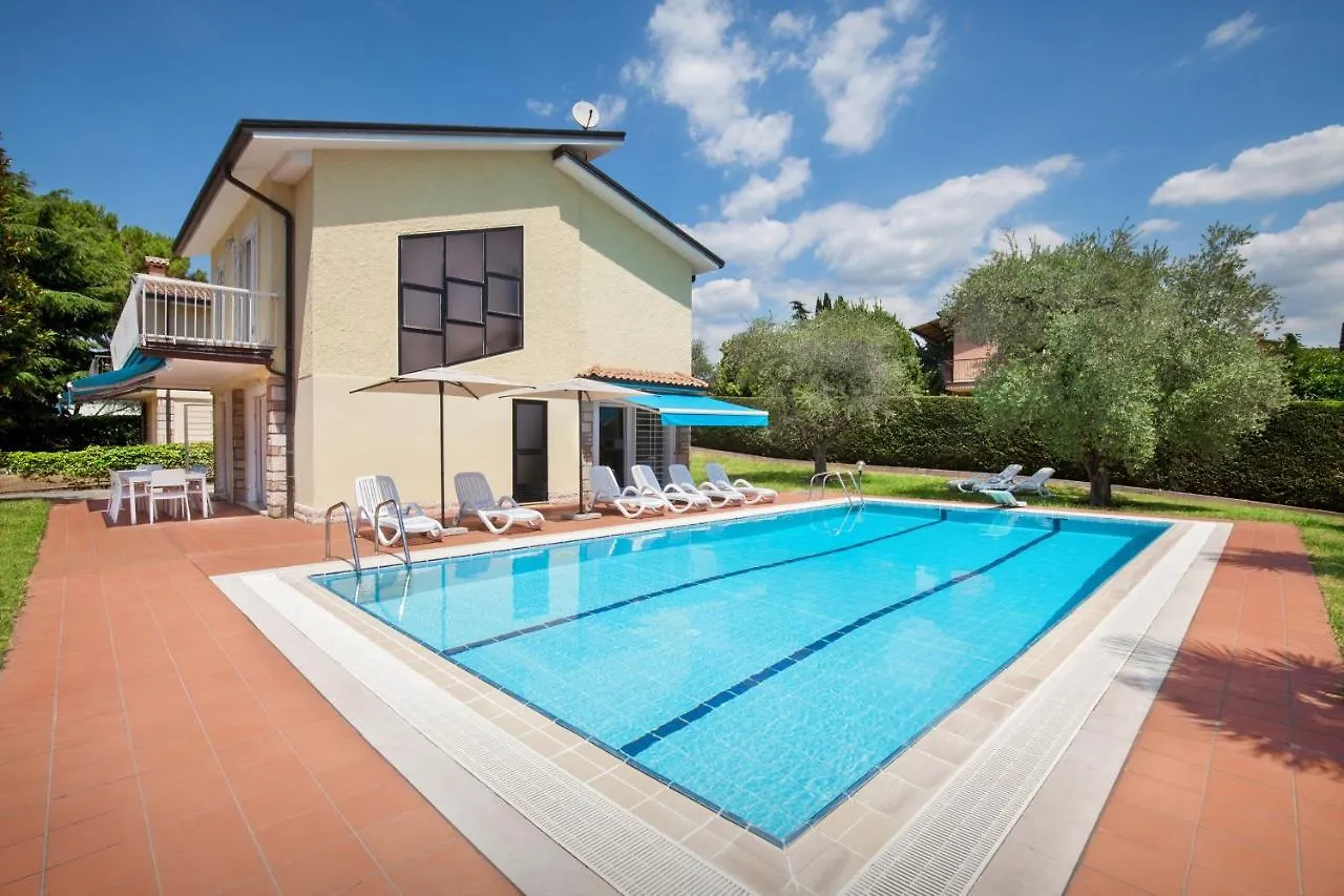 Villa Rose With Pool location